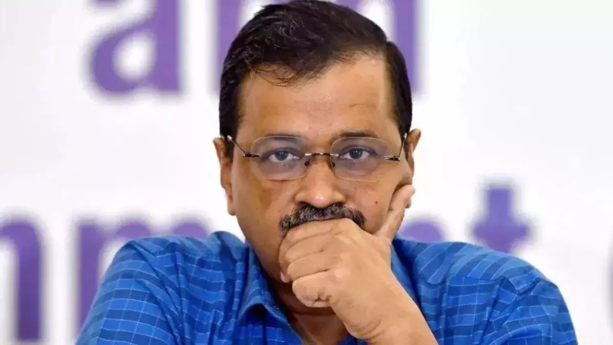 दिल्ली में हुए तिहरे हत्याकांड के बाद Arvind Kejriwal ने अराजकता के लिए केंद्र की आलोचना की।