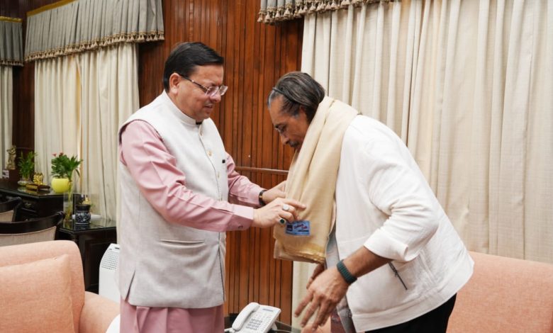 CM Pushkar Dhami से राष्ट्रीय फिल्म पुरस्कार विजेता एवं प्रसिद्ध फिल्म निर्मातानिर्देशक श्री प्रकाश झा ने भेंट की