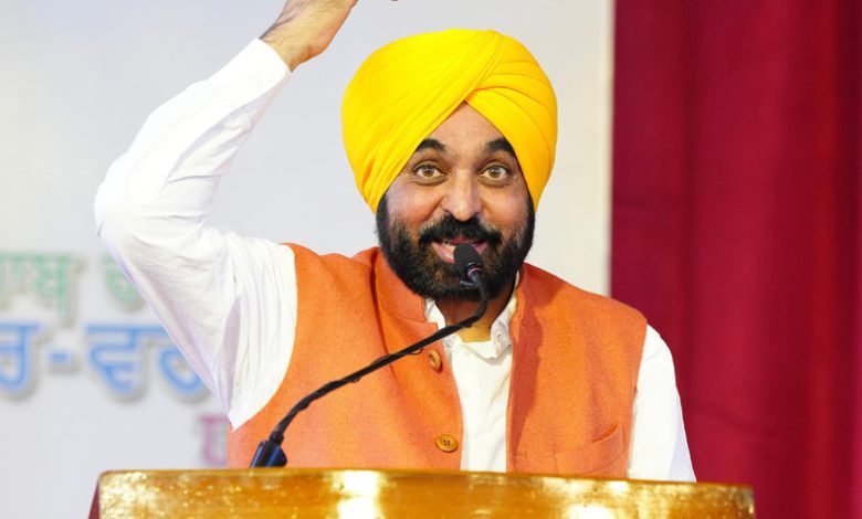 CM Bhagwant Mann ने 86 सैनिकों को 21.50 करोड़ रुपये की एक्स-ग्रेसिया मंजूरी दी