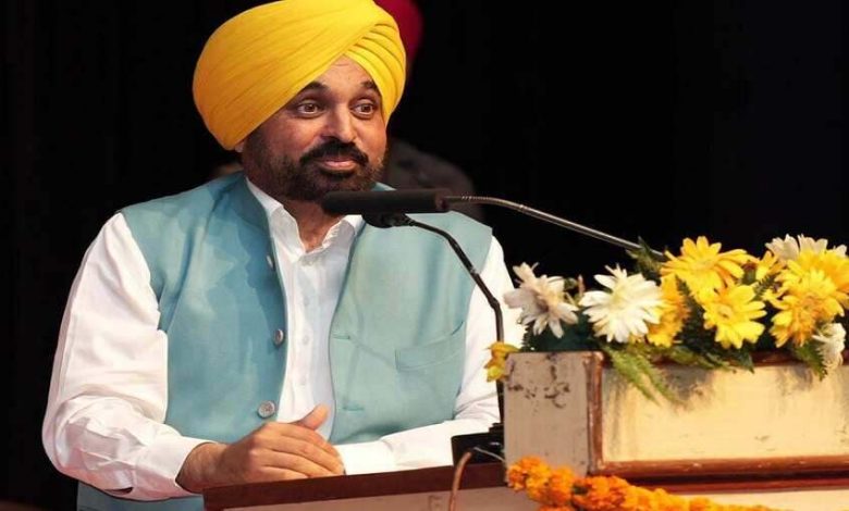 CM Bhagwant Maan ने कहा कि युवक मेले युवाओं के व्यापक विकास में महत्वपूर्ण भूमिका निभाते हैं