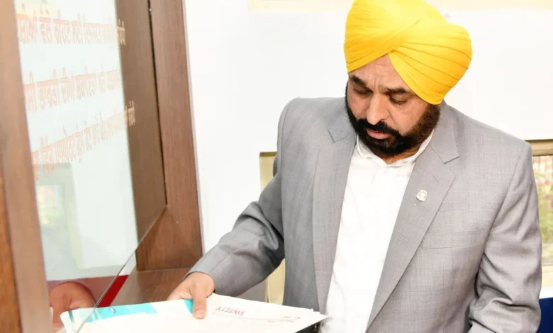  मान सरकार दे रही है सरकारी पोस्ट-मैट्रिक स्कॉलरशिप और गरीब विद्यार्थियों को आर्थिक सहायता