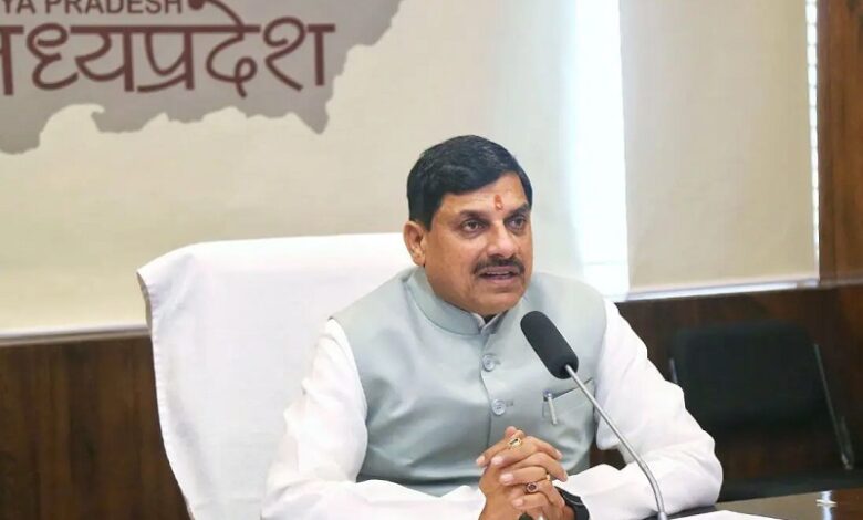 मुख्यमंत्री डॉ. मोहन यादव ने की नर्मदापुरम संभाग के विकास कार्यों की समीक्षा