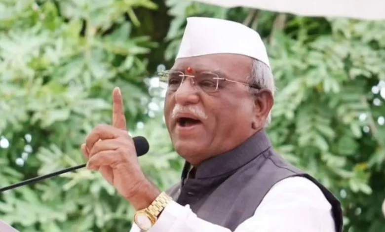 राज्यपाल श्री हरिभाऊ बागडे ने गोदावरी खोरे सहकारी दुग्ध संघ में सोलर पावर प्लांट सहित अन्य विकास परियोजनाओं का उद्घाटन किया