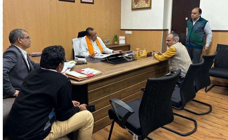 गोपालन मंत्री श्री जोराराम कुमावतकी अध्यक्षता में महाकुंभ में हुई राजस्थान मंडप की व्यवस्थाओं की समीक्षा बैठक