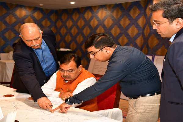 मुख्यमंत्री श्री भजनलाल शर्मा ने उदयपुर के एक निजी होटल में जल संसाधन विभाग की समीक्षा बैठक को संबोधित किया