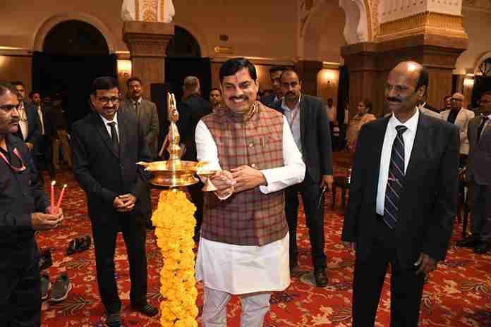 मुख्यमंत्री मोहन यादव ने IPS मीट में कहा, "पुलिस उम्मीद की अंतिम किरण", अच्छे काम करने वालों के लिए ऐलान