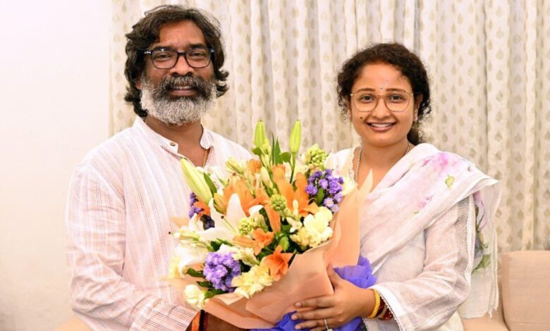 मुख्यमंत्री हेमंत सोरेन और कल्पना सोरेन आज धनबाद में JMM का 53वां स्थापना दिवस समारोह में शिरकत करेंगे, सुरक्षा के कड़े प्रबंध