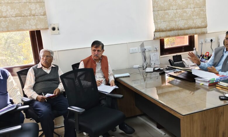 श्री टी. रविकान्त -एक्सीलेंस सेंटर, खान विभाग बजट घोषणाओं की तत्काल क्रियान्विति की रणनीति बनाने में जुटा