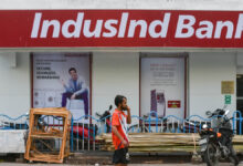 IndusInd Bank Stock: शेयर 25 प्रतिशत से अधिक गिरा, क्या कारण था कि एक दिन में सबसे बड़ी गिरावट हुई? 