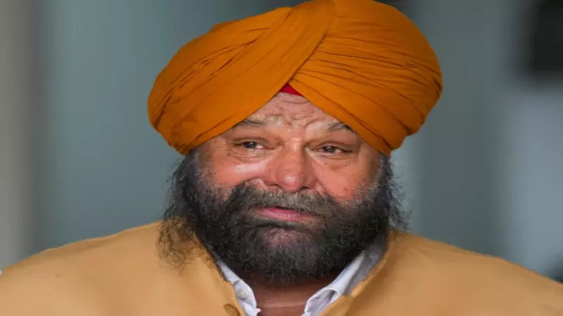 Delhi News: दिल्ली की मुख्यमंत्री रेखा गुप्ता को BJP विधायक ने लिखी चिट्ठी, "दुकानदारों को अपना नाम लिखना चाहिए, क्योंकि..."