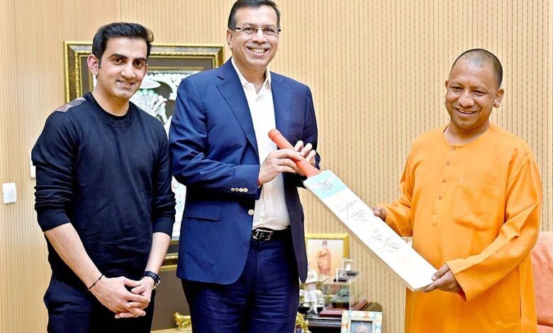 मुख्यमंत्री योगी आदित्यनाथ ने IPL शुरू होने से पहले लखनऊ सुपर जायंट्स की टीम से मुलाकात की