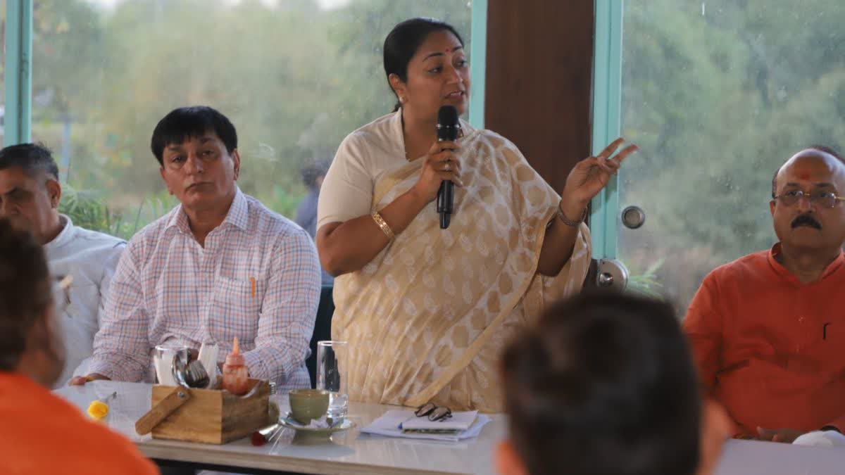 मुख्यमंत्री रेखा गुप्ता ने विधायक दल की बैठक का वातावरण बताते हुए कहा, 'मैं नर्वस थी कि अगर सीएम...'