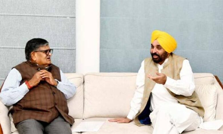 सीएम भगवंत मान को गर्वनर का साथ मिला, पंजाब में नशे पर डबल हमला, निकालेंगे पदयात्रा