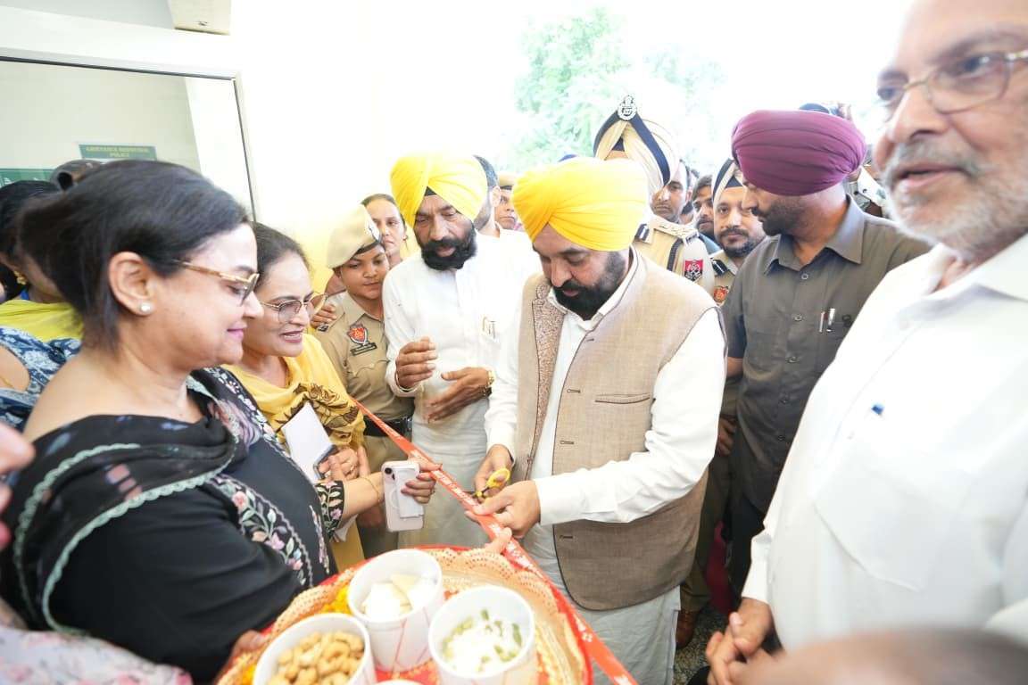 1700 गजटेड अधिकारी बाढ़ प्रभावित गांवों में बचाव और राहत कार्यों की निगरानी करेंगे-मुख्य मंत्री ने दिए आदेश