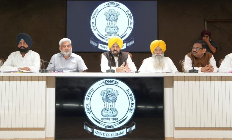 मुख्य मंत्री की ओर से आढ़तियों की मांगों को भारत सरकार के समक्ष जोरदार ढंग से उठाने का भरोसा !