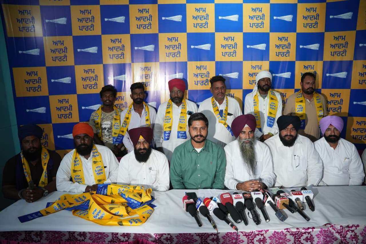 कार्यकारी अध्यक्ष शैरी कलसी ने सभी नेताओं को पार्टी में कराया शामिल !