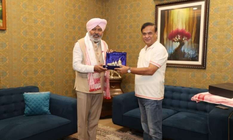 पंजाब कैबिनेट मंत्रियों द्वारा श्री गुरु तेग बहादुर साहिब जी के 350वें शहीदी पर्व समारोहों के लिए असम के मुख्यमंत्री को आमंत्रण !