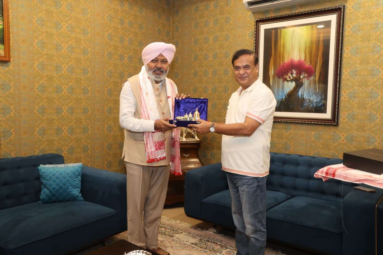 पंजाब कैबिनेट मंत्रियों द्वारा श्री गुरु तेग बहादुर साहिब जी के 350वें शहीदी पर्व समारोहों के लिए असम के मुख्यमंत्री को आमंत्रण !