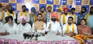 तरनतारन में अकाली दल को झटका!