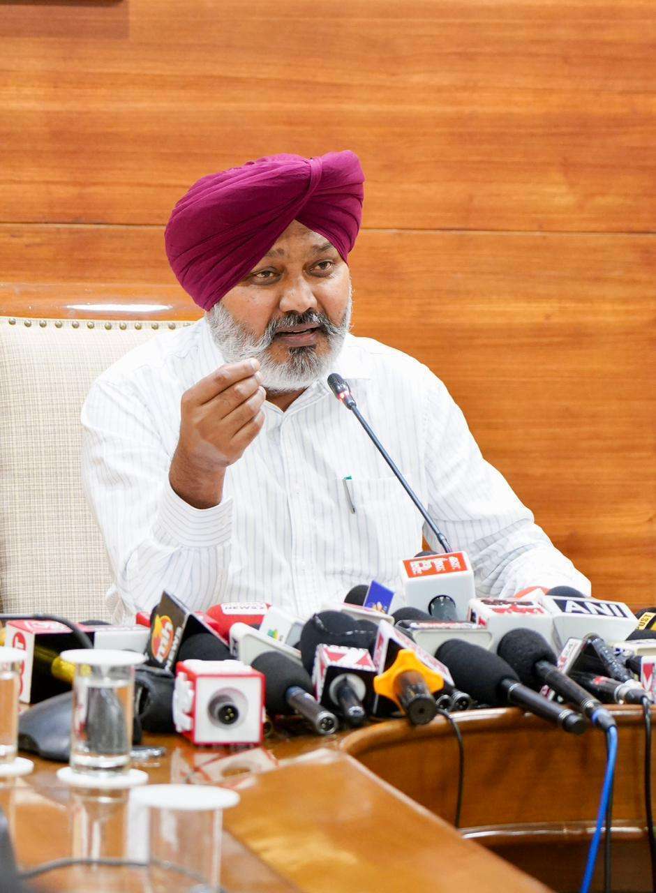 तरनतारन के लोग विकास पर मुहर लगाएंगे, विरोधियों की फूट डालने वाली राजनीति को करेंगे खारिज: चीमा !