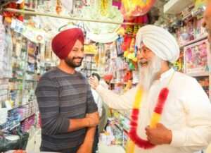 झबाल के दुकानदारों ने 'आप' को दिया समर्थन, संधू को भारी वोटों से जिताने का दिया भरोसा !