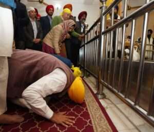 मुख्यमंत्री भगवंत सिंह मान और अरविंद केजरीवाल ने गुरुद्वारा तख्त श्री केसगढ़ साहिब, गुरुद्वारा सीस गंज साहिब और गुरुद्वारा भोरा साहिब में माथा टेका !