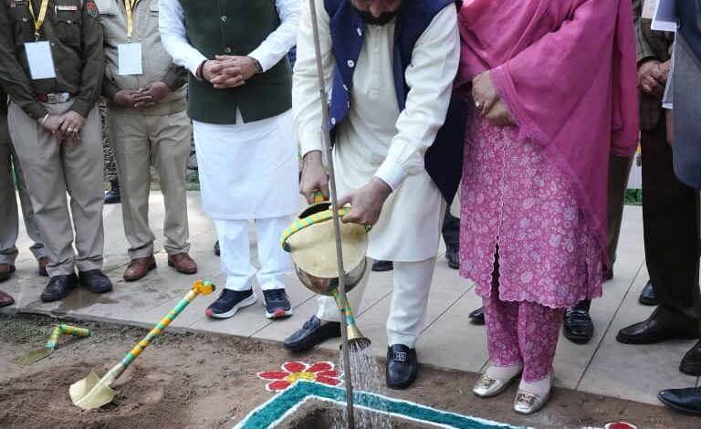 प्रदूषण मुक्त पंजाब के लिए पौधारोपण अभियान भी किया शुरू !