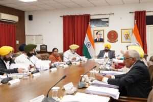 मुख्यमंत्री के नेतृत्व में पंजाब कैबिनेट ने 12 महत्वपूर्ण श्रेणियों के 300 स्पेशलिस्ट डाक्टरों को सूचीबद्ध करने की सहमति दी ! मुख्यमंत्री के नेतृत्व में पंजाब कैबिनेट ने 12 महत्वपूर्ण श्रेणियों के 300 स्पेशलिस्ट डाक्टरों को सूचीबद्ध करने की सहमति दी !