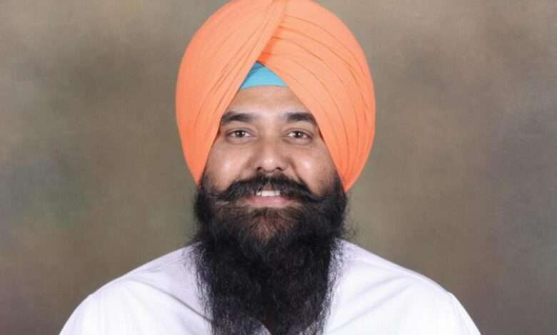 पंजाबियों से माफी मांगें राहुल गांधी और रावत को तुरंत पार्टी से निकालें बाहर: कंग !