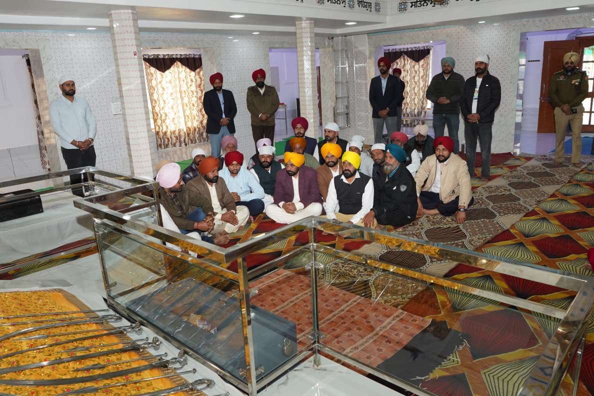 नरेगा योजना में नए बदलाव कर गरीबों और राज्यों को बर्बाद करना चाहती है केंद्र की भाजपा सरकार !