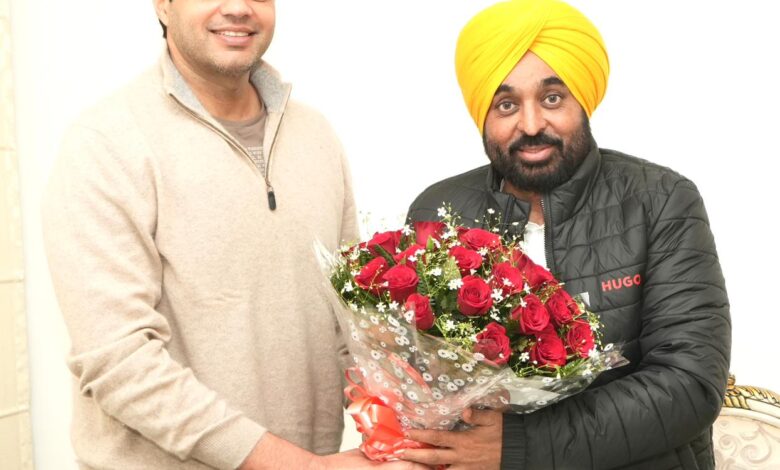 वाइस चेयरपर्सन ने मुख्यमंत्री से मुलाकात कर नई जिम्मेदारी सौंपने के लिए धन्यवाद किया !