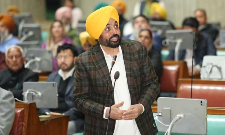 एक तरफ केंद्र ‘अपने चहेते’ उद्योगपतियों को सब्सिडी देता है और दूसरी तरफ गरीबों का अधिकार छीनता है- भगवंत मान !