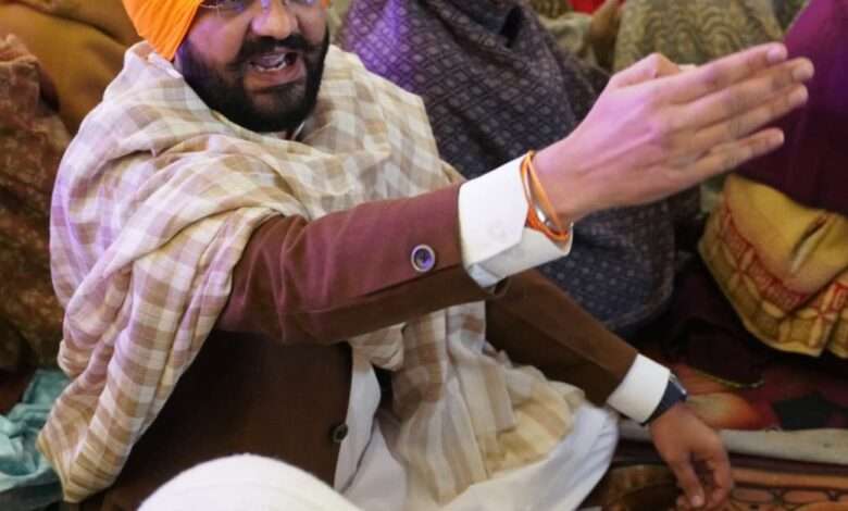 पीक सीजन में काम देने से इनकार करके, भाजपा ने ग्रामीण भारत और मजदूरों के साथ धोखा किया है - तरुनप्रीत सिंह सौंद !