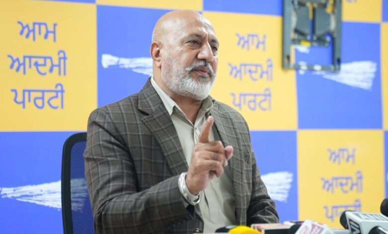 एसजीपीसी की ओर से पेश हो रहा वकील ही 328 सरूप मामले के मुख्य आरोपी का बचाव कर रहा है, यह सीधे तौर पर हितों का टकराव है: बलतेज पन्नू