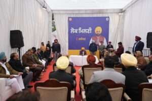 कड़ाके की ठंड के बावजूद मुख्यमंत्री भगवंत सिंह मान ने जालंधर में की लोक मिलनी कहा— लोक मिलनियां पंजाब के विकास को तेज़ करने में प्रेरक सिद्ध होंगी !
