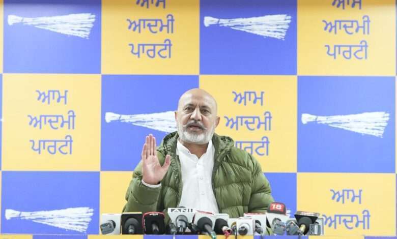 पन्नू ने बाठ परिवार की शादी समारोह में एसजीपीसी प्रधान धामी की मौजूदगी पर उठाए सवाल, स्पष्टीकरण मांगा