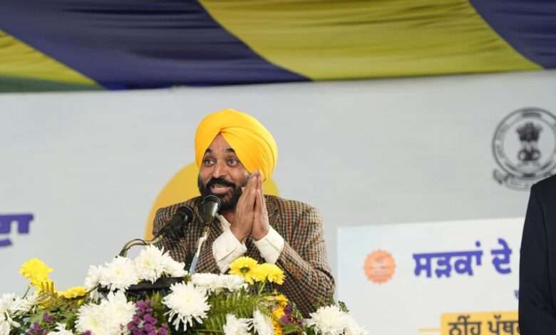 शिरोमणि कमेटी के मुखिया के राज्य को फिर से बेअदबी और गुंडागर्दी के काले दौर में धकेलने के मंसूबों को लोग सफल नहीं होने देंगे- मुख्यमंत्री