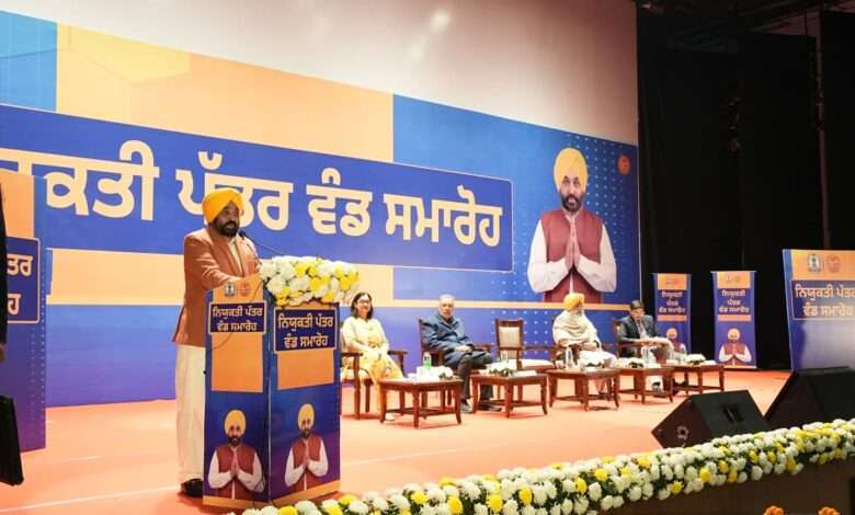 अच्छी शिक्षा देश की तकदीर बदल सकती है लेकिन पिछली सरकारों ने लोगों को जान-बूझकर अनपढ़ रखा-मुख्यमंत्री भगवंत सिंह मान