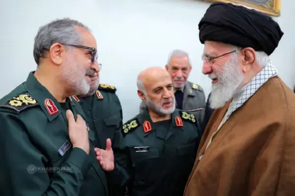 मध्य-पूर्व में महायुद्ध की आहट? इजरायली हमले में ईरान के रक्षा मंत्री और IRGC कमांडर के मारे जाने का दावा