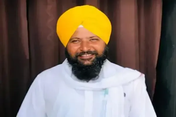 तरनतारन में खूनी संघर्ष: AAP सरपंच हरपिंदर सिंह की शादी समारोह में गोली मारकर हत्या; चचेरा भाई गंभीर रूप से घायल