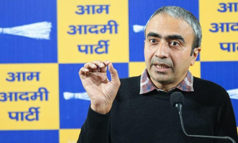 हरियाणा में घोटालों की गूंज: 'आप' नेता अनुराग ढांडा का सीएम नायब सैनी पर बड़ा हमला, 1500 करोड़ के श्रम घोटाले का किया खुलासा