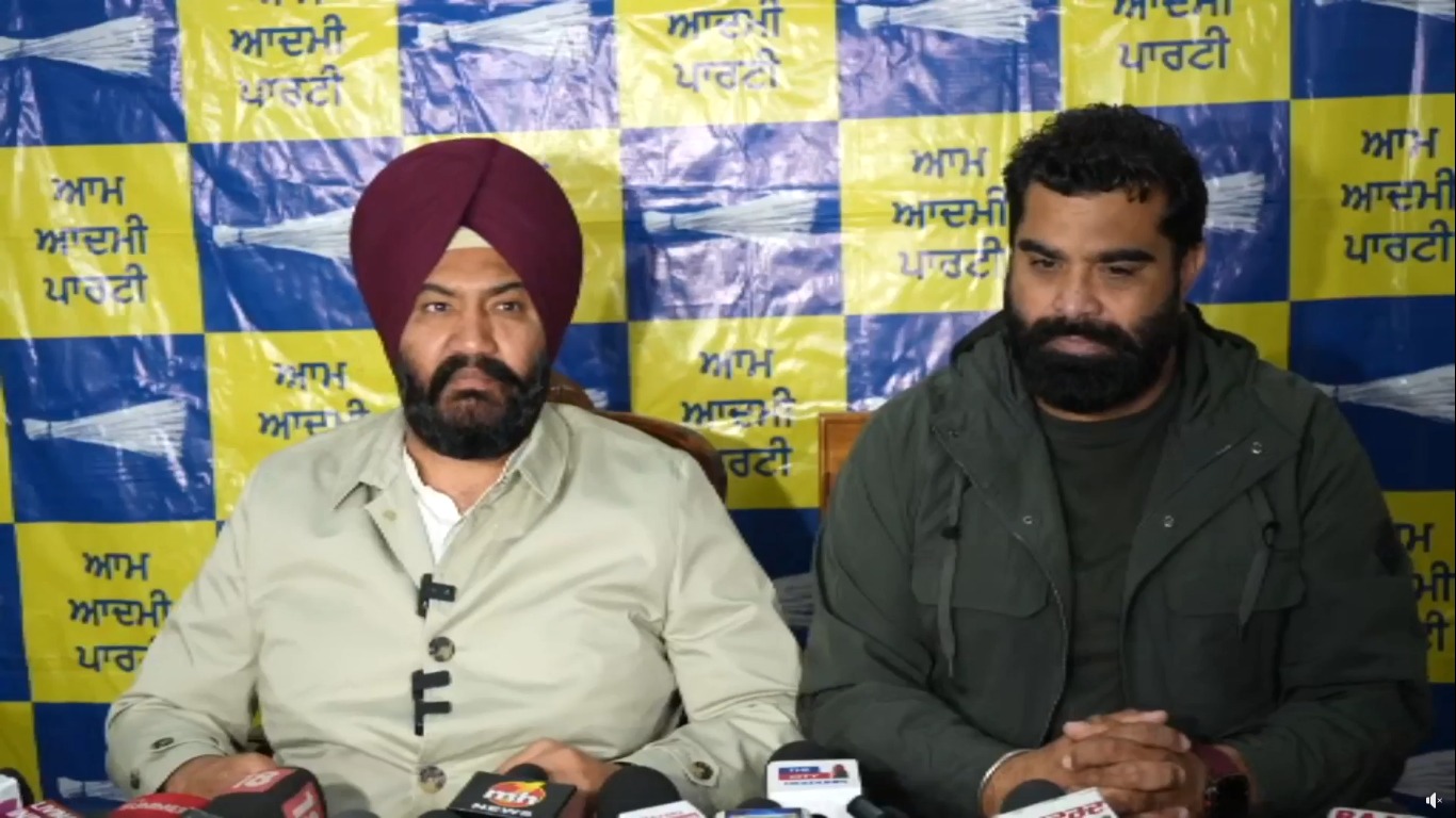 आप नेता ने पंजाब के लोगों से की एकजुट होने की अपील, कहा- पिछले दरवाजे से फिर 'काले कानून' लाने की तैयारी कर रही भाजपा