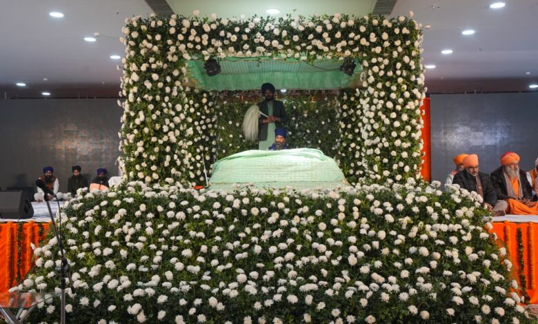 - मुख्यमंत्री भगवंत सिंह मान द्वारा संगत से राज्य स्तरीय प्रकाश पर्व समागमों में बढ़-चढ़कर भाग लेने की अपील