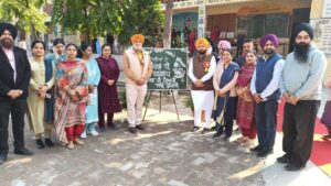 पंजाब शिक्षा क्रांति: भगवंत मान सरकार ने राष्ट्रीय बेंचमार्क बनाया, 17.5 लाख से ज़्यादा माता-पिता राज्यव्यापी वर्कशॉप में शामिल हुए, जिसमें तनाव-मुक्त परीक्षा की तैयारी और ड्रग्स के खिलाफ जागरूकता बढ़ाने पर फोकस किया गया।