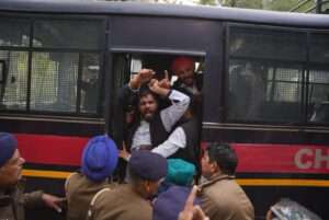 दलित और मेहनतकश का मजाक उड़ाने पर कांग्रेस के खिलाफ बैंड-बाजा लेकर "आप" का जोरदार प्रदर्शन !