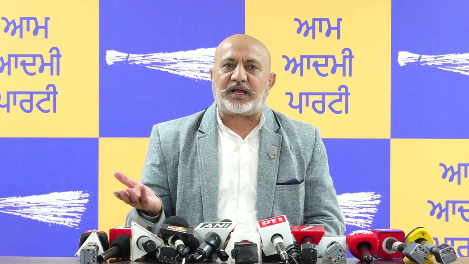 पन्नू का जाखड़ से सवाल- ट्रंप के ट्वीट के बिना समझौते की कोई डिटेल्स नहीं, फिर आप किस आधार पर किसानों को भरोसा दिला रहे हो