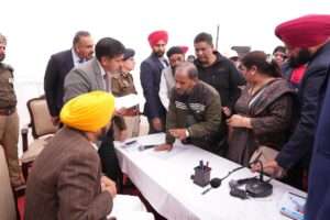 मुख्यमंत्री भगवंत सिंह मान एक महीने में दूसरी बार जालंधर पहुंचे, लोक मिलनी के दौरान मौके पर ही किया शिकायतों का निपटारा !