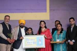 अकाली, भाजपा और कांग्रेस ने पंजाब को नशे की दलदल में धकेला, अब 'आम आदमी पार्टी' बना रही नशा मुक्त पंजाब - केजरीवाल !