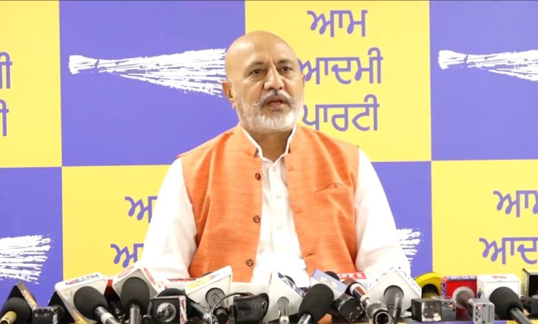 कहा- 'नोसिखियों' ने वो कर दिखाया जो आपकी सरकारें दशकों में नहीं कर पाईं: बलतेज पन्नू