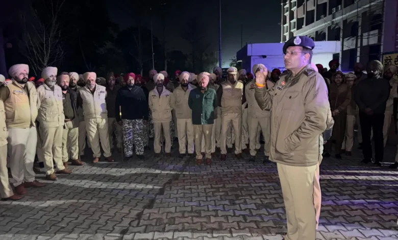 पंजाब में 'ऑपरेशन प्रहार-2' का कहर: 2700 ठिकानों पर छापेमारी, 1600 से अधिक अपराधी गिरफ्तार; DGP गौरव यादव की बड़ी कार्रवाई